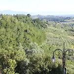 Tuscany Life *